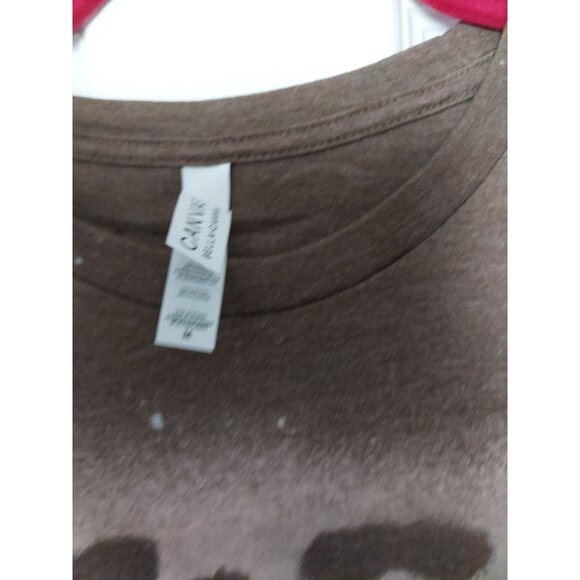 Brown Crewneck T-Shirt With "Herd That" Graphic Design Size M Gildan Heavy Cotto - Picture 2 of 3